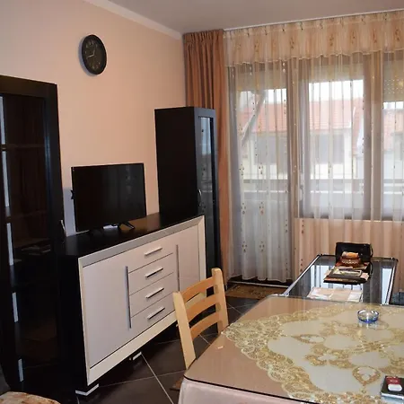 Apartament Violeta *