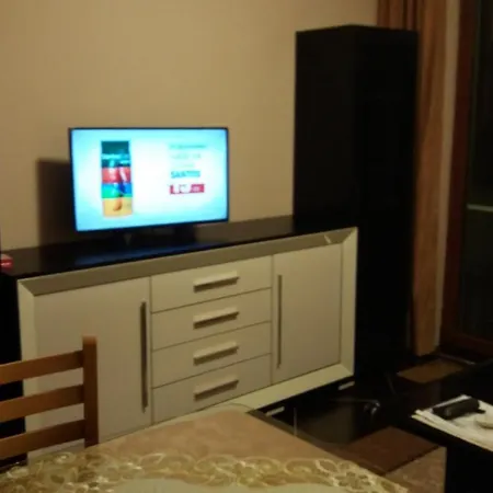 Apartament Violeta Apartamento *